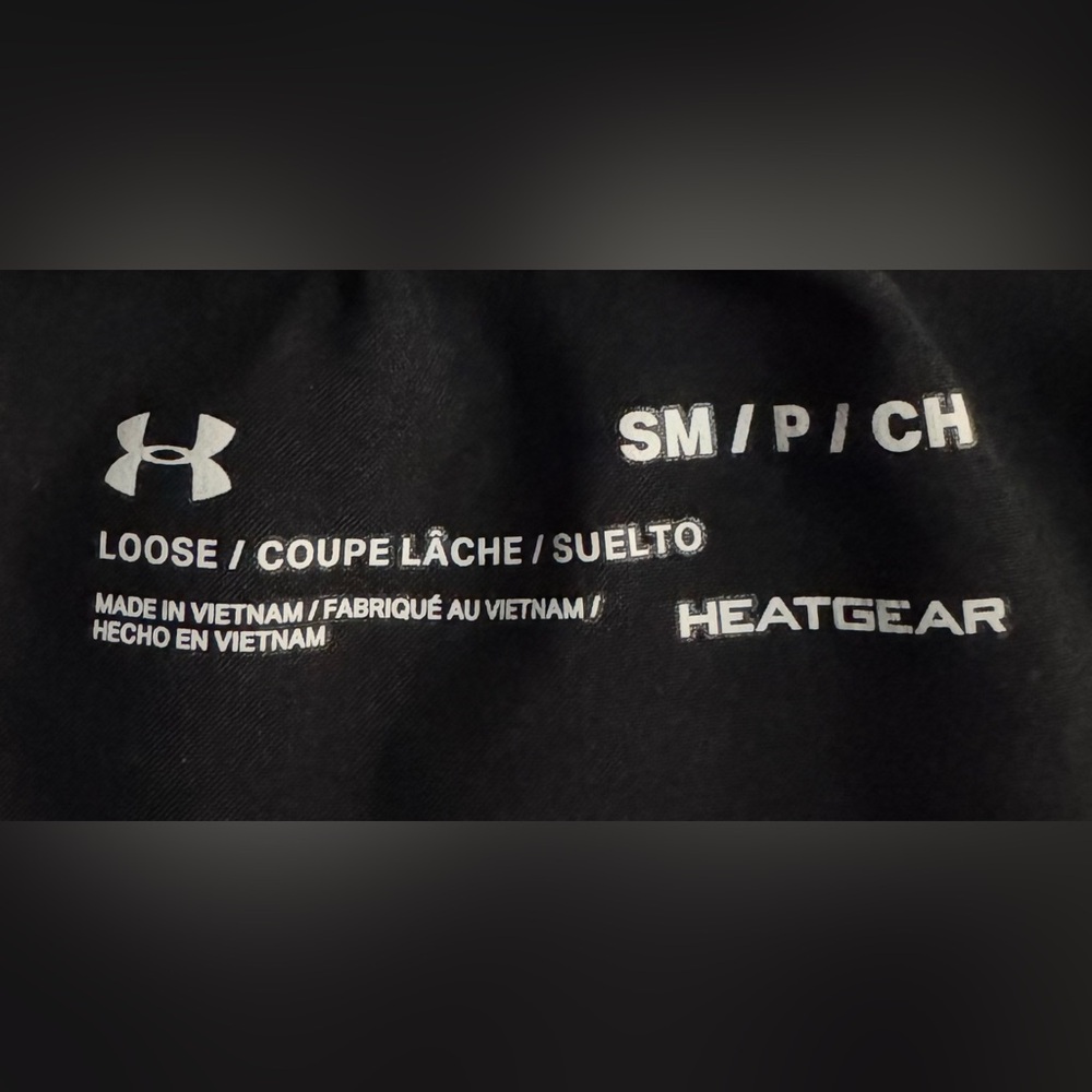 Under Armour Black Woven Loose Unlined Training Shorts w/ Pockets - Small - Picture 3 of 6